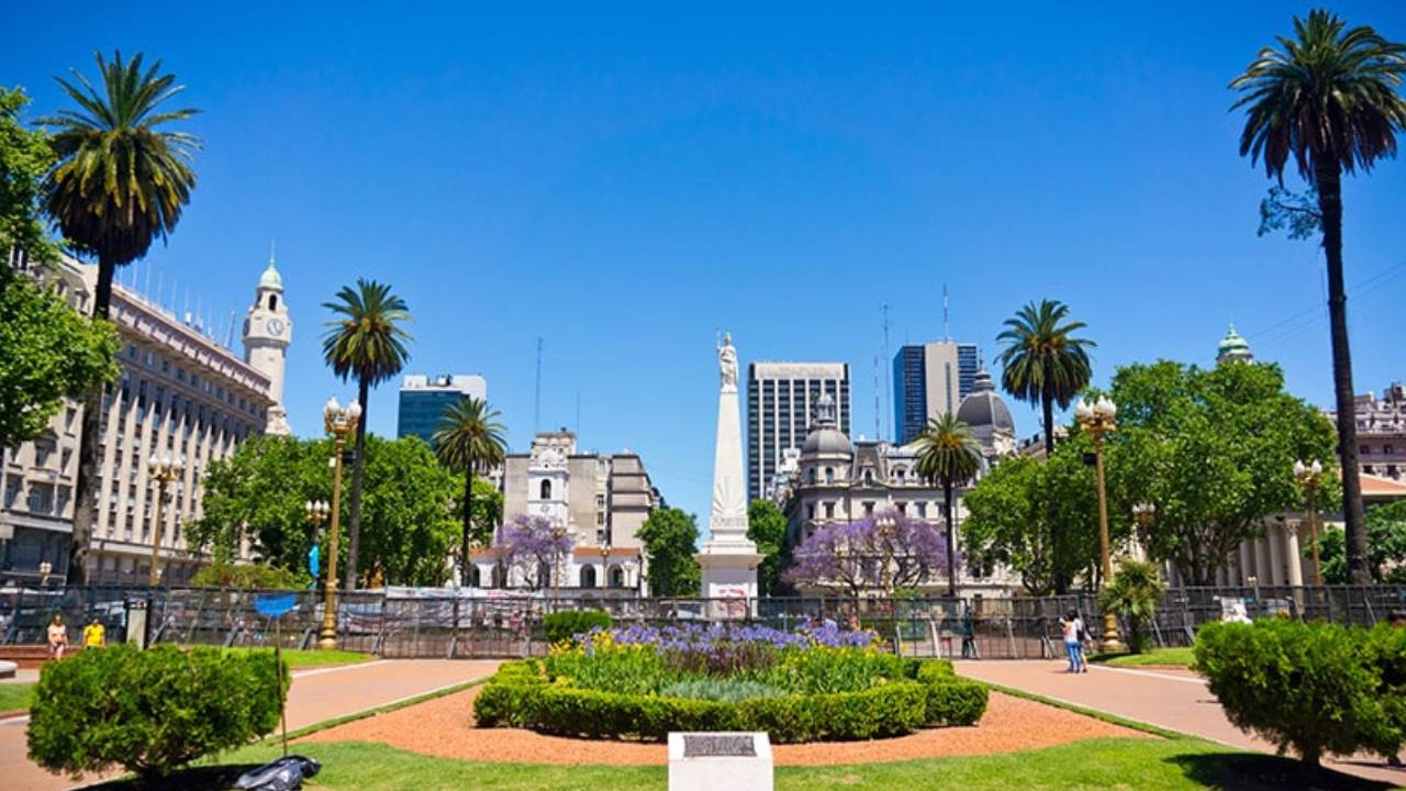 magem de pontos turísticos famosos na Argentina.