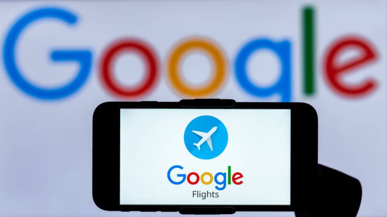 Mapa interativo do Google Flights mostrando preços de voos para diferentes destinos.